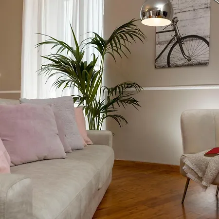 Apartman Maisondesfleurs63 *