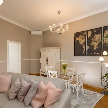 Apartman Maisondesfleurs63