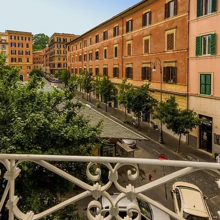 Maisondesfleurs63 Roma